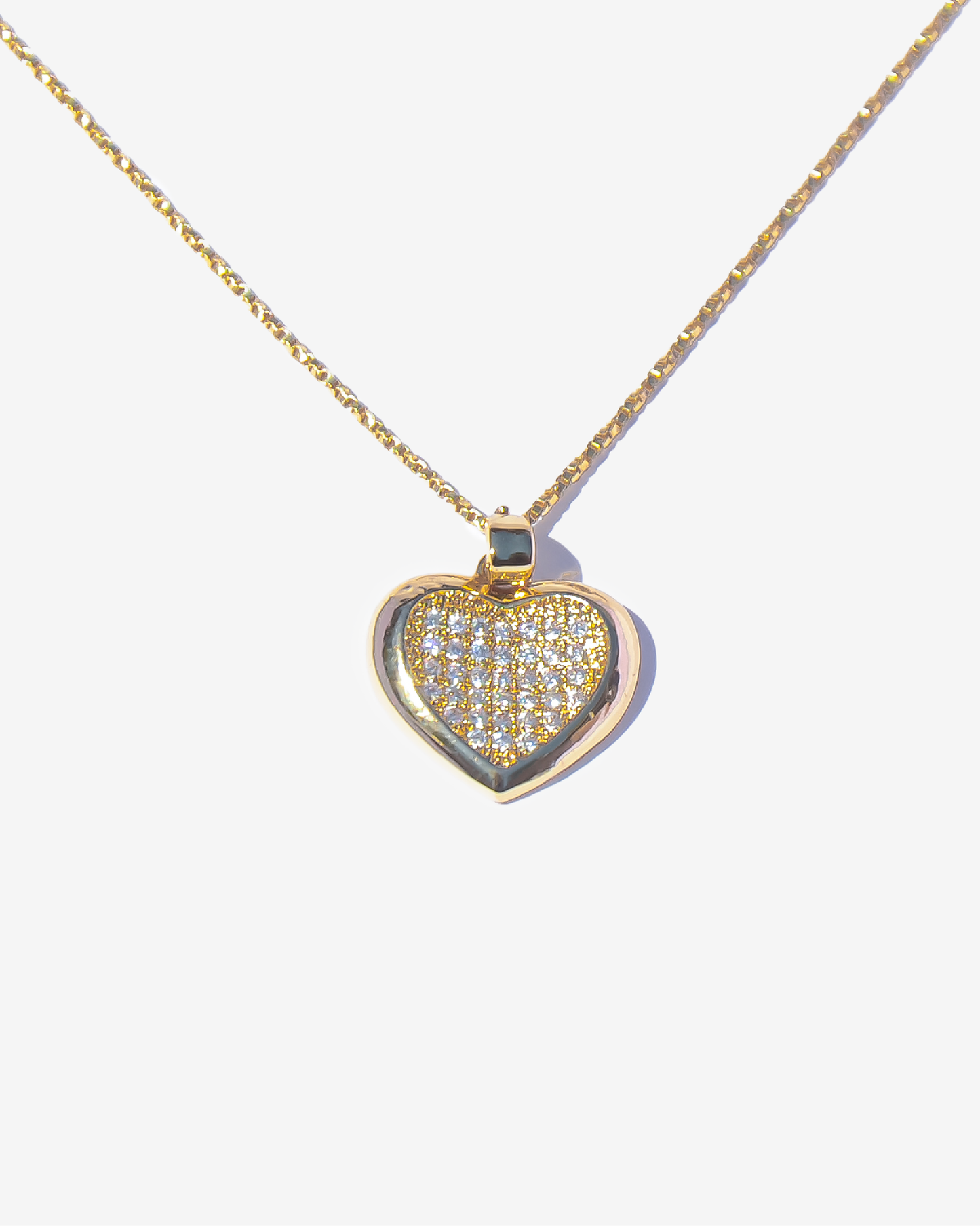 COLLAR DE CORAZÓN BAÑO DE ORO 18K